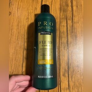 New Bottle of Discontinued Tresemmé Pro Infusion Fluid Curls Conditioner 16.5 Oz
